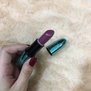 MAC GODDESS OF THE SEA LIPSTICK (LIMITED EDITION)